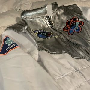 New! F A O Schwarz 4 XS astronaut suit, including boots and gloves